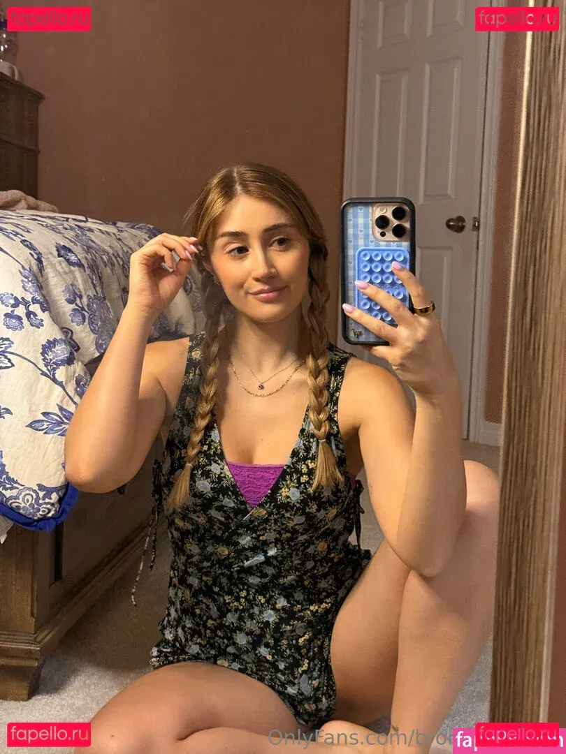 bronwinaurora Onlyfans Photo Gallery 