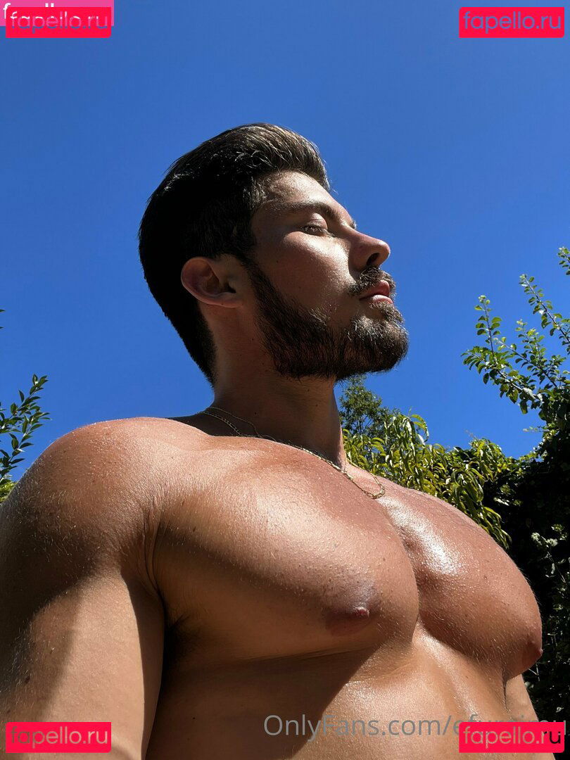 efureimu / efureimuu Onlyfans Photo Gallery 