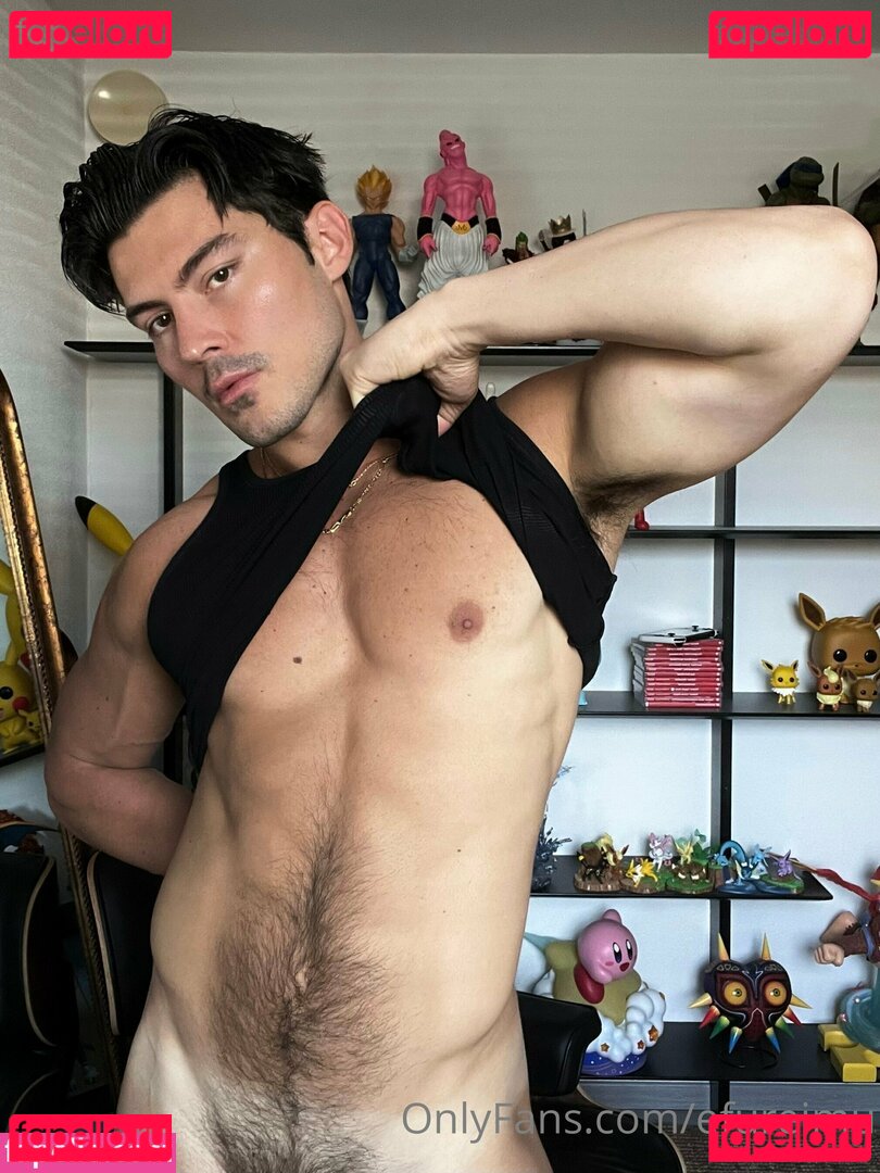 efureimu / efureimuu Onlyfans Photo Gallery 