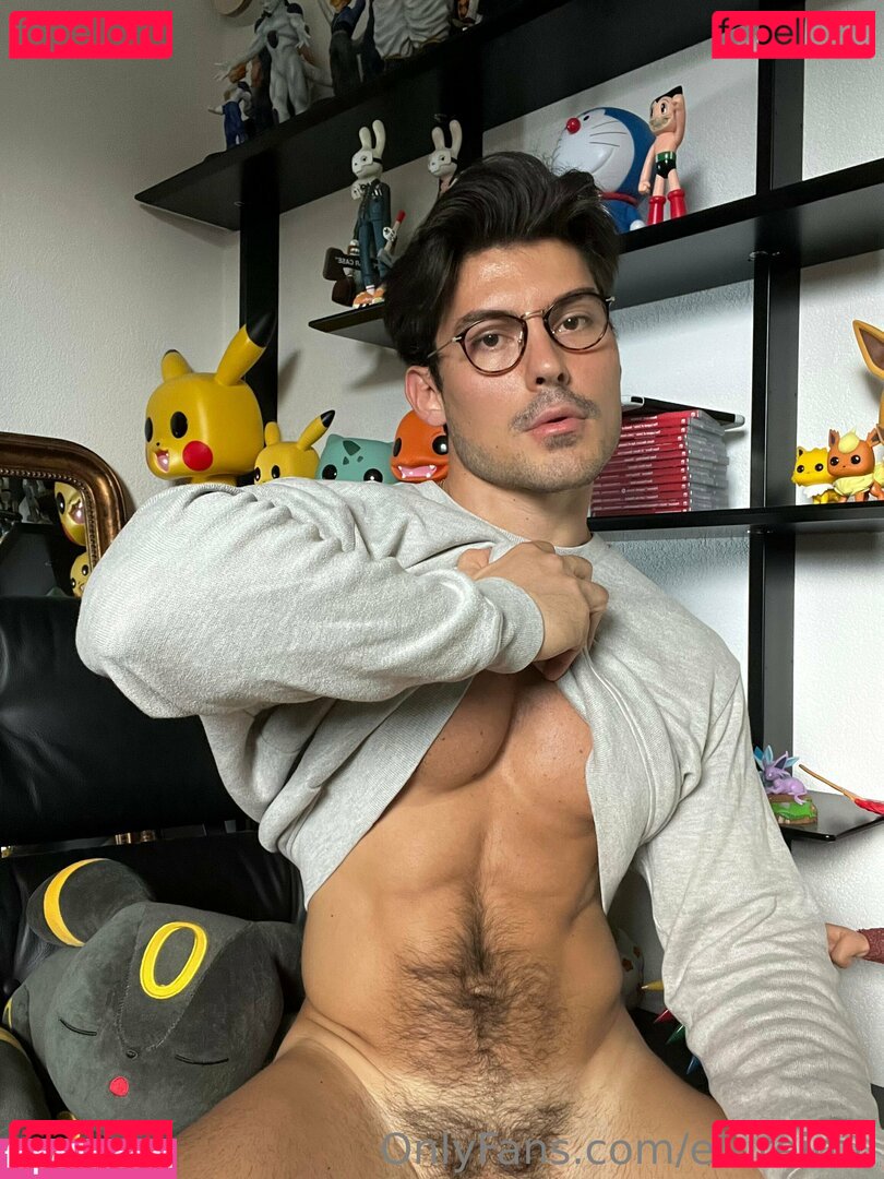 efureimu / efureimuu Onlyfans Photo Gallery 