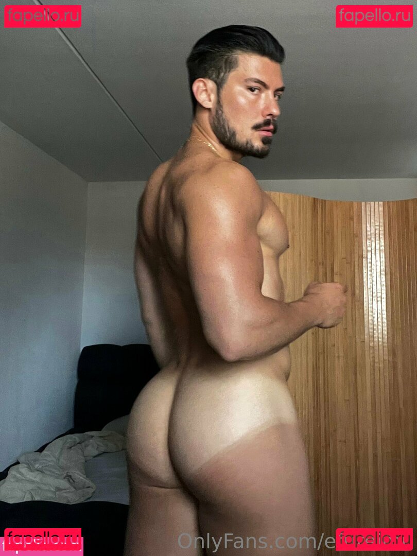 efureimu / efureimuu Onlyfans Photo Gallery 