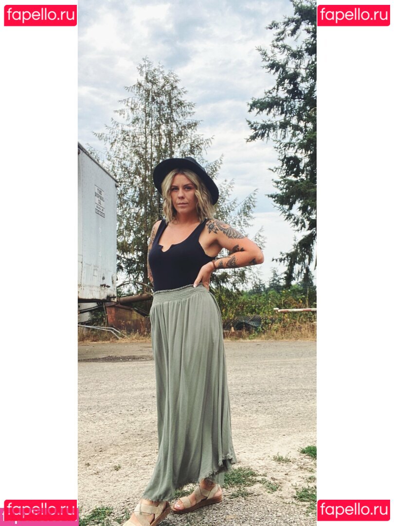 Meeghanxx / theminimegatron Onlyfans Photo Gallery 