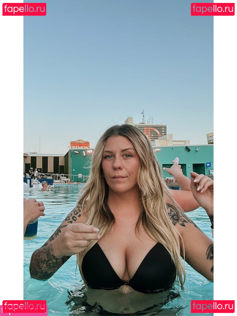 Meeghanxx / theminimegatron Onlyfans Photo Gallery 