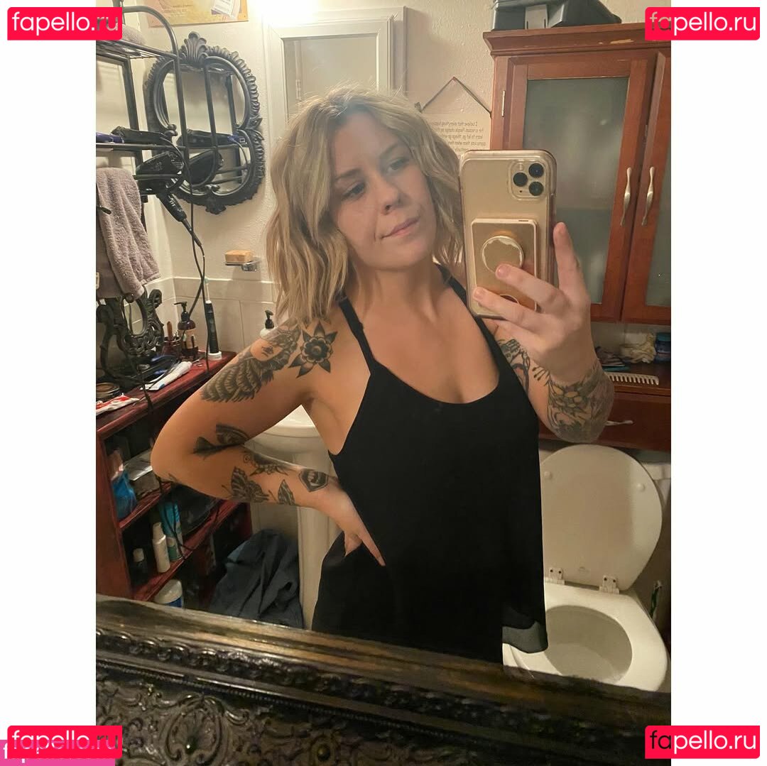 Meeghanxx / theminimegatron Onlyfans Photo Gallery 