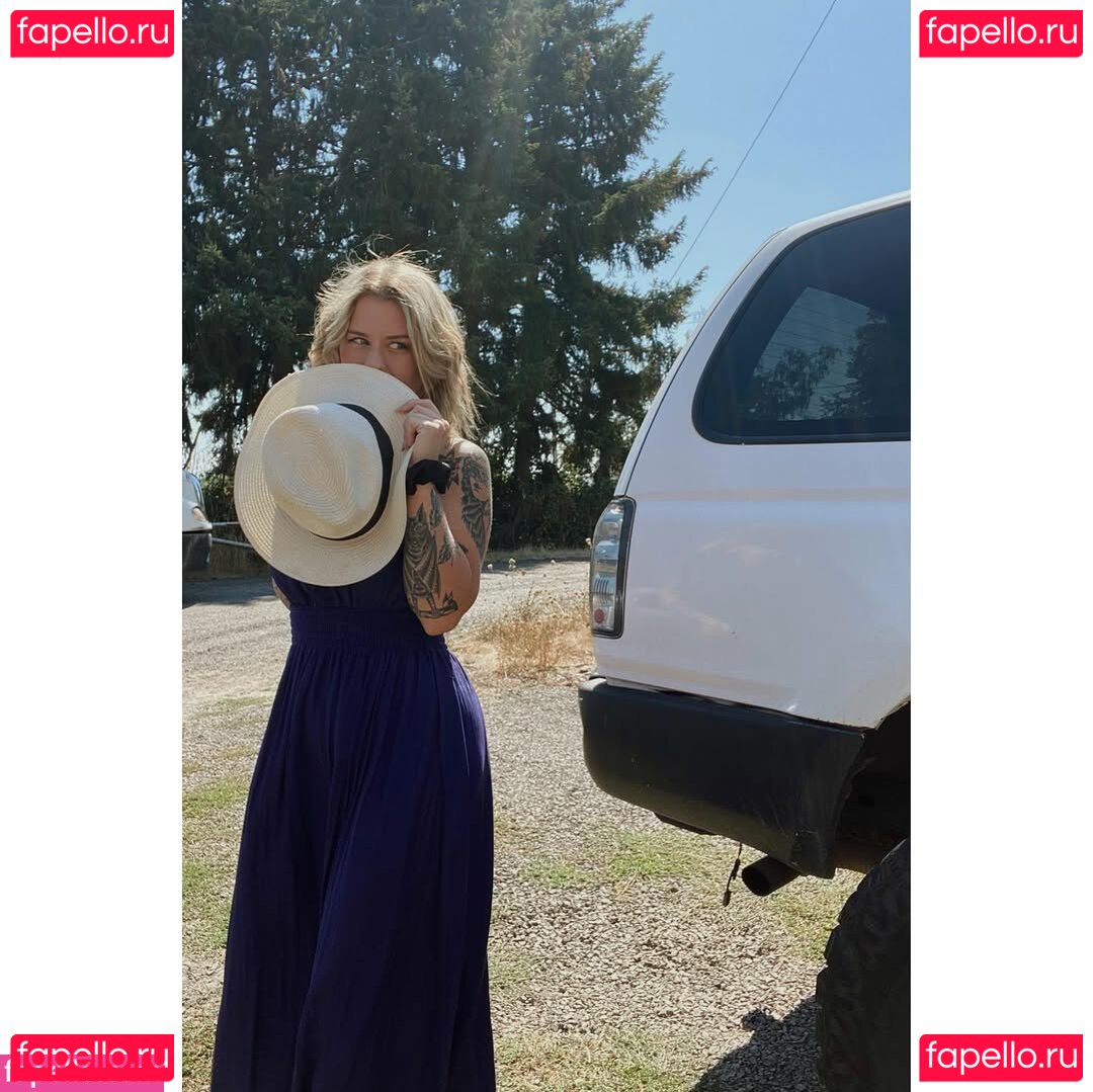 Meeghanxx / theminimegatron Onlyfans Photo Gallery 