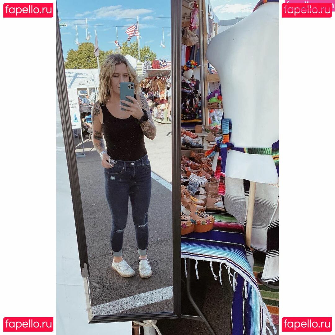 Meeghanxx / theminimegatron Onlyfans Photo Gallery 