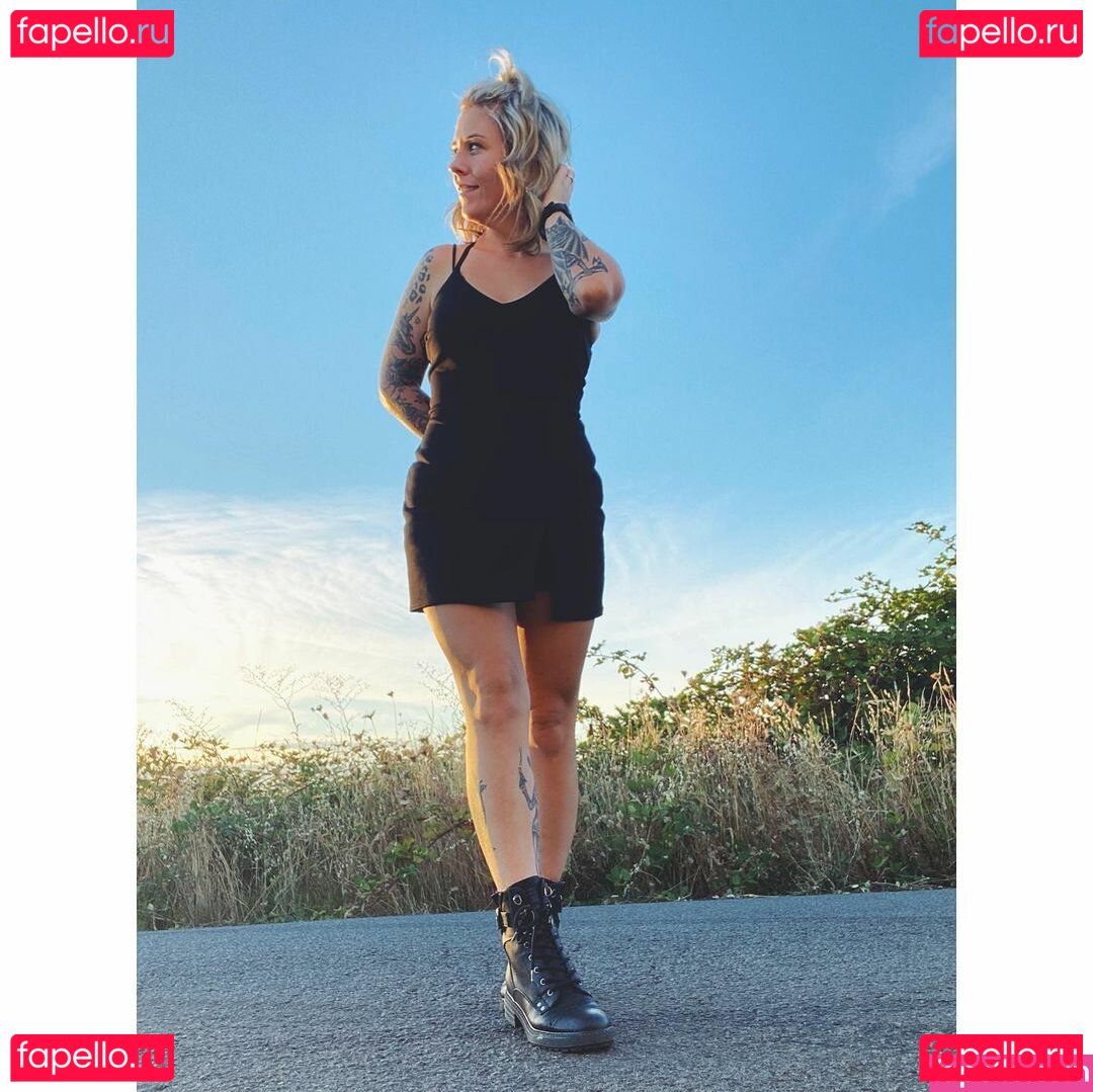 Meeghanxx / theminimegatron Onlyfans Photo Gallery 