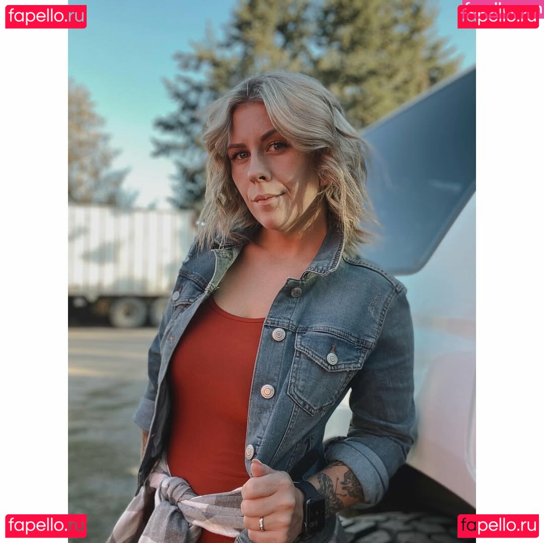 Meeghanxx / theminimegatron Onlyfans Photo Gallery 