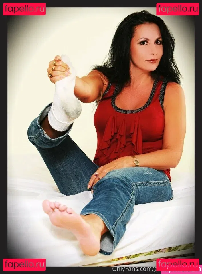 ginaraemichaels Onlyfans Photo Gallery 