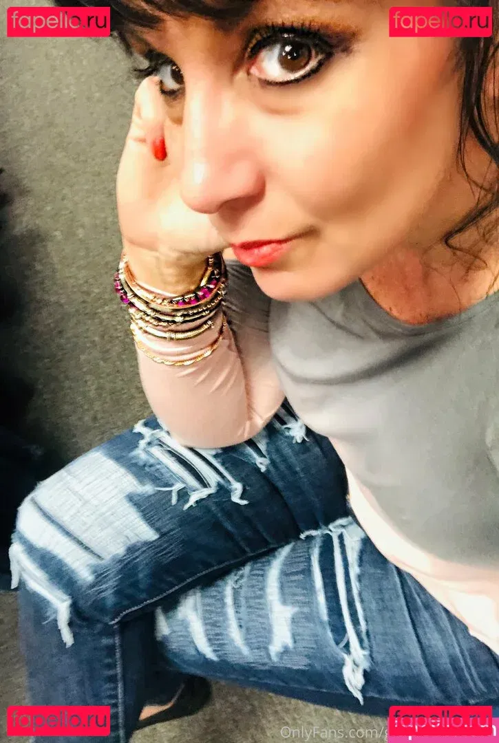 ginaraemichaels Onlyfans Photo Gallery 