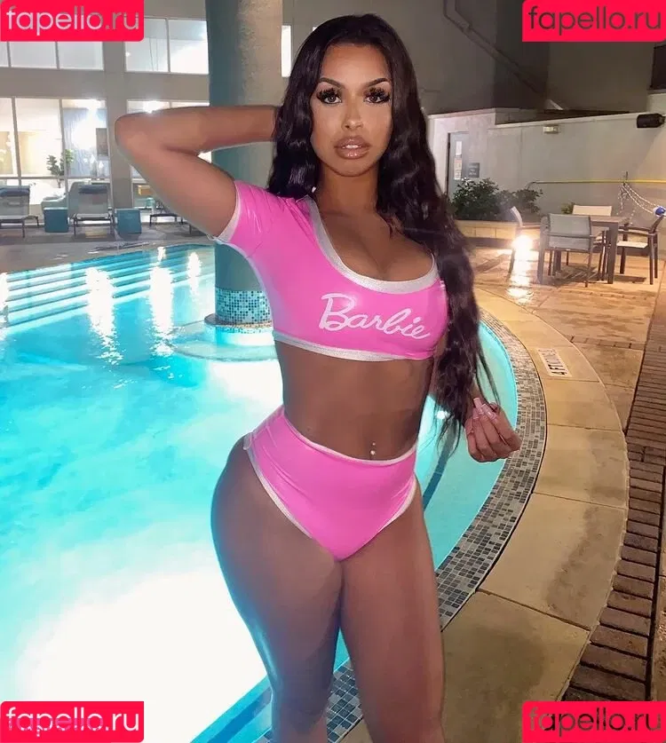 Amira Khalil Onlyfans Photo Gallery 