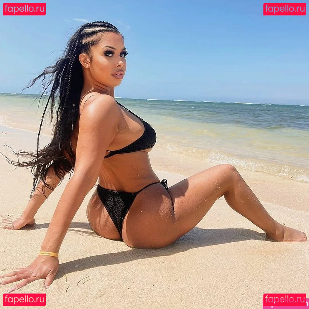 Amira Khalil Onlyfans Photo Gallery 