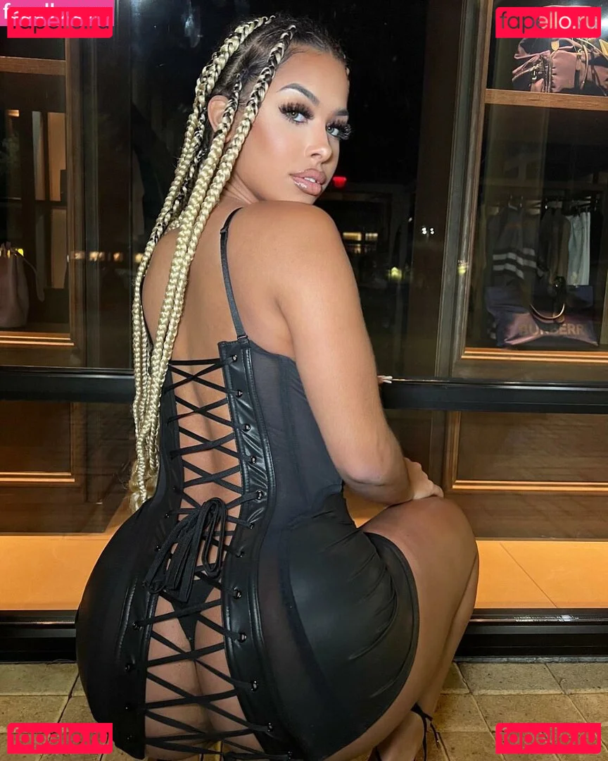 Amira Khalil Onlyfans Photo Gallery 