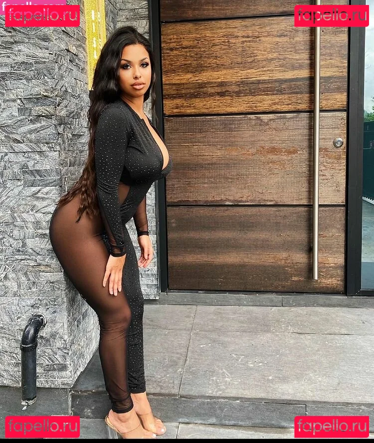 Amira Khalil Onlyfans Photo Gallery 