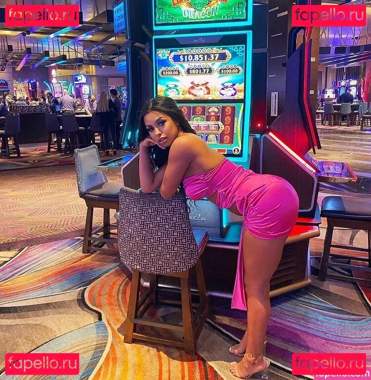 Amira Khalil Onlyfans Photo Gallery 