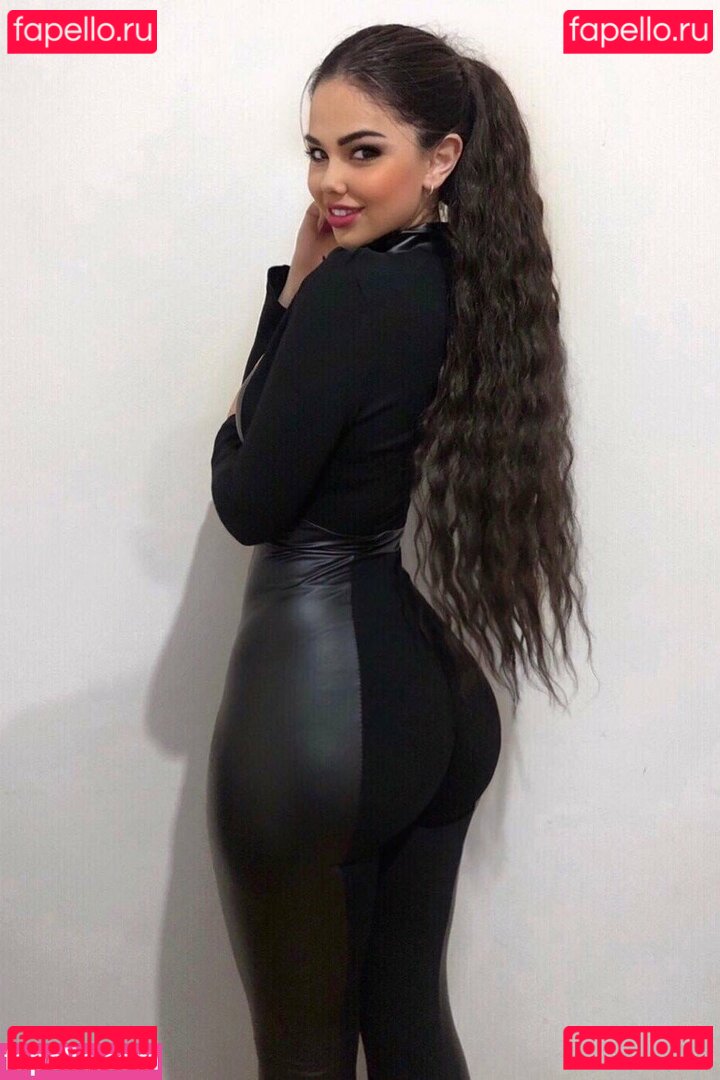 Jana Colovic / _colovic_jana_ Onlyfans Photo Gallery 