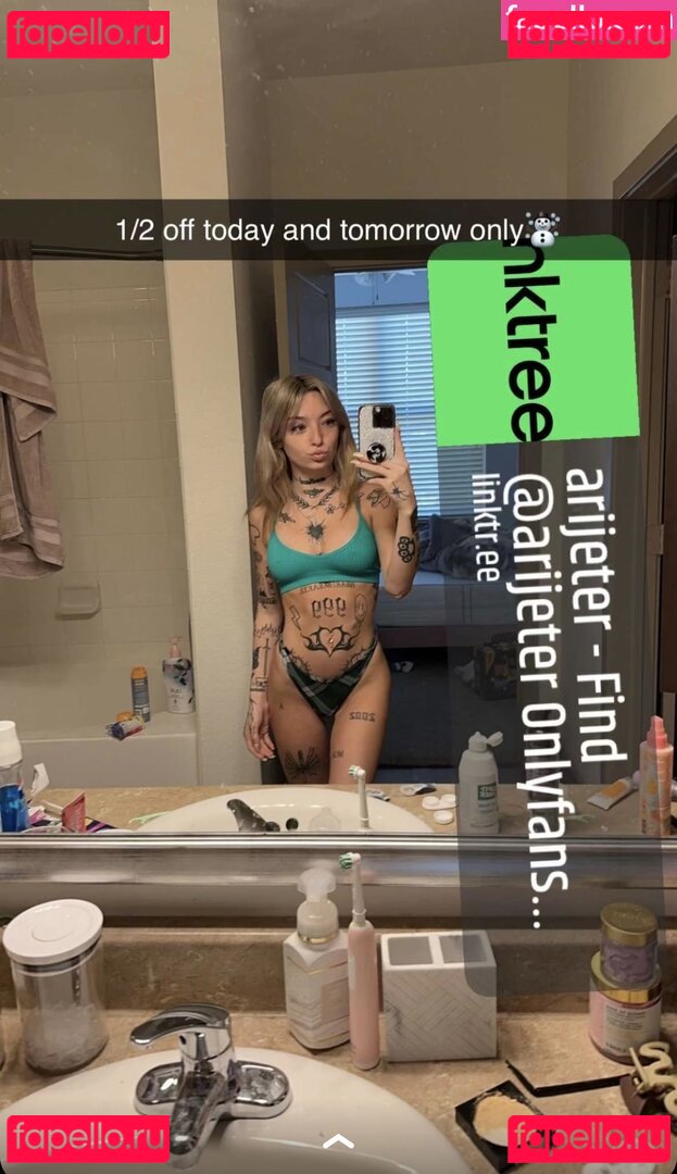 Ari Jeter / arijeter / sorryarii Onlyfans Photo Gallery 