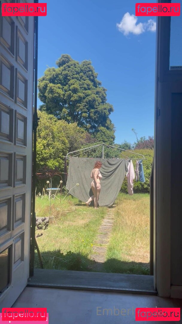 emberlyadams / emberlyadams_ Onlyfans Photo Gallery 