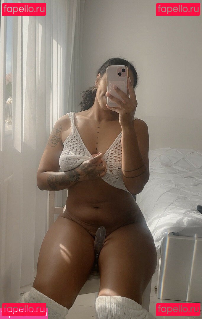 Imelda Ohh / imeldaohh Onlyfans Photo Gallery 