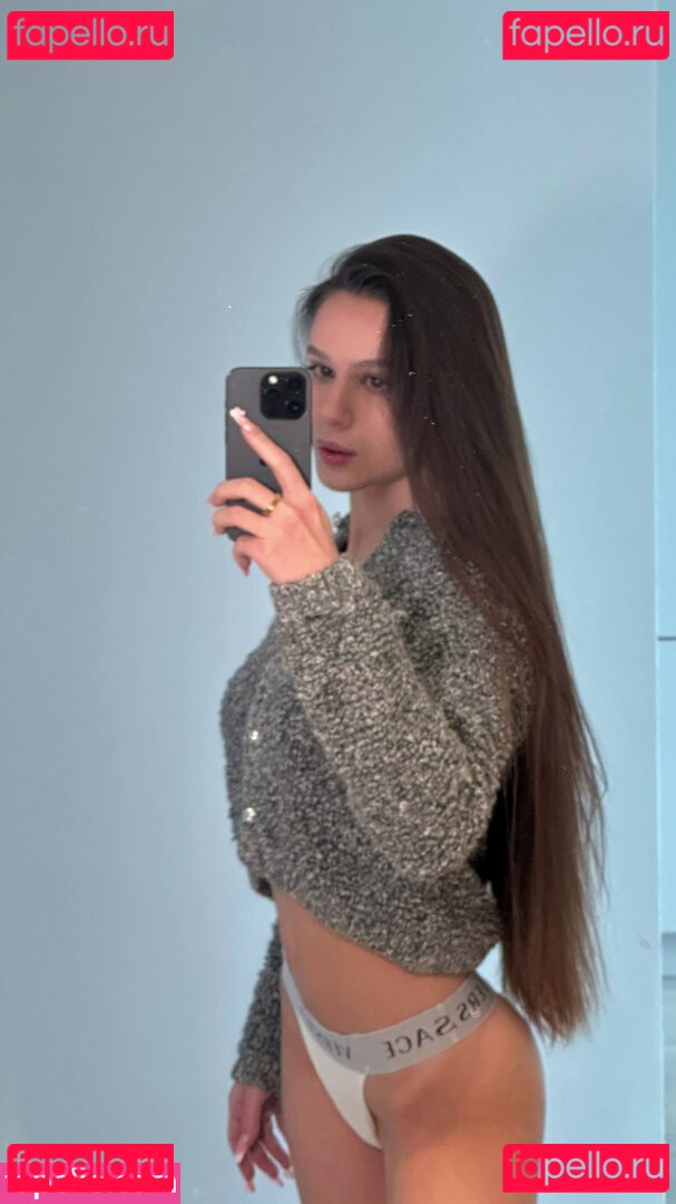 Quurbi ASMR / quurbi Onlyfans Photo Gallery 