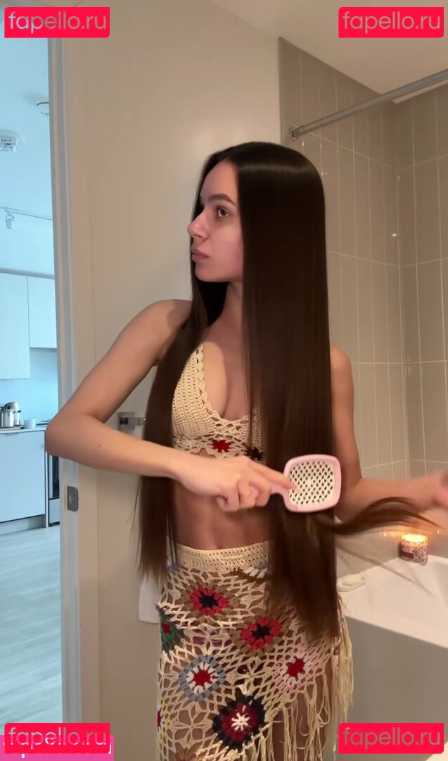 Quurbi ASMR / quurbi Onlyfans Photo Gallery 