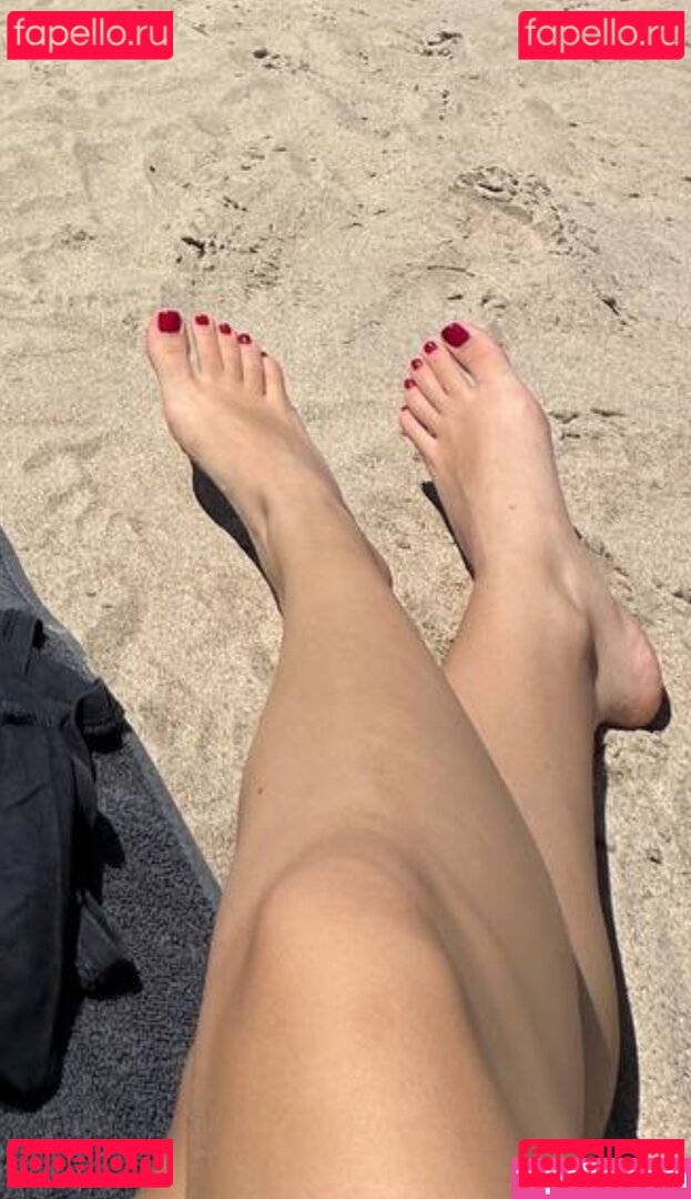 Quurbi ASMR / quurbi Onlyfans Photo Gallery 