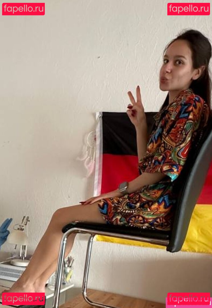 Quurbi ASMR / quurbi Onlyfans Photo Gallery 