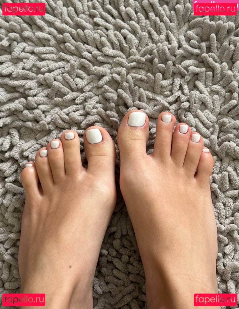 Quurbi ASMR / quurbi Onlyfans Photo Gallery 