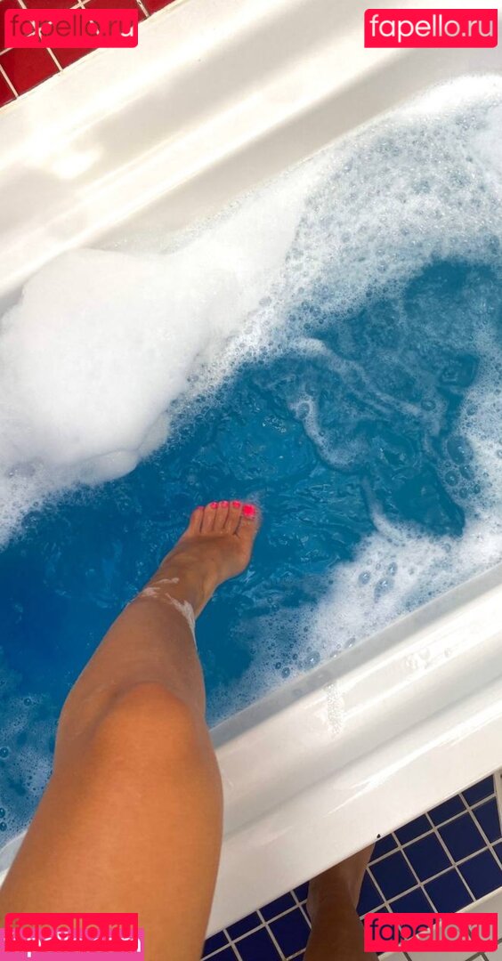 Quurbi ASMR / quurbi Onlyfans Photo Gallery 