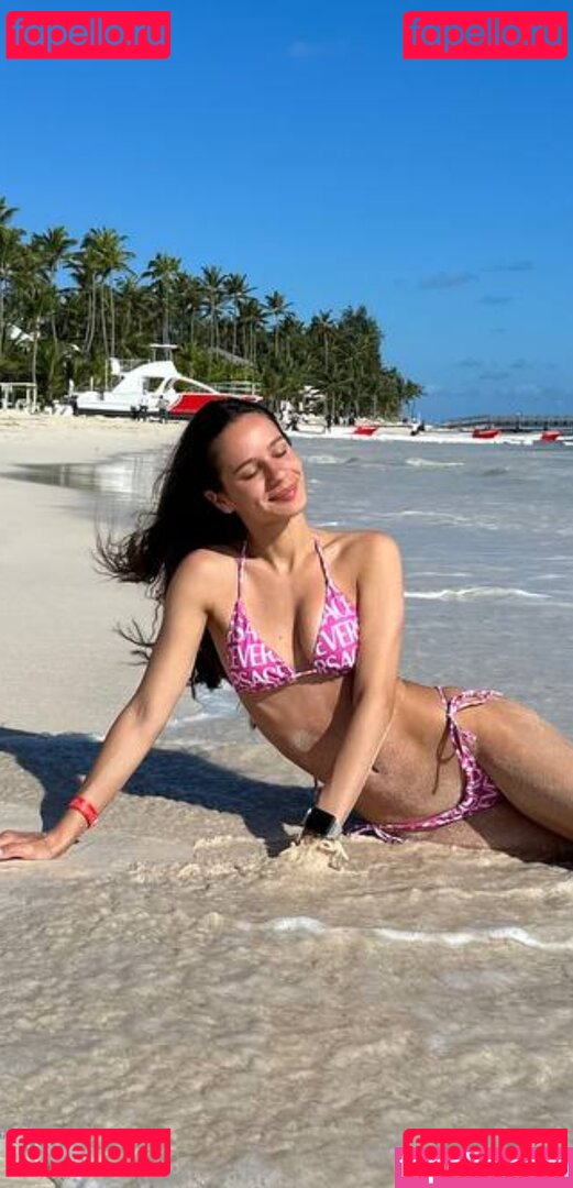 Quurbi ASMR / quurbi Onlyfans Photo Gallery 