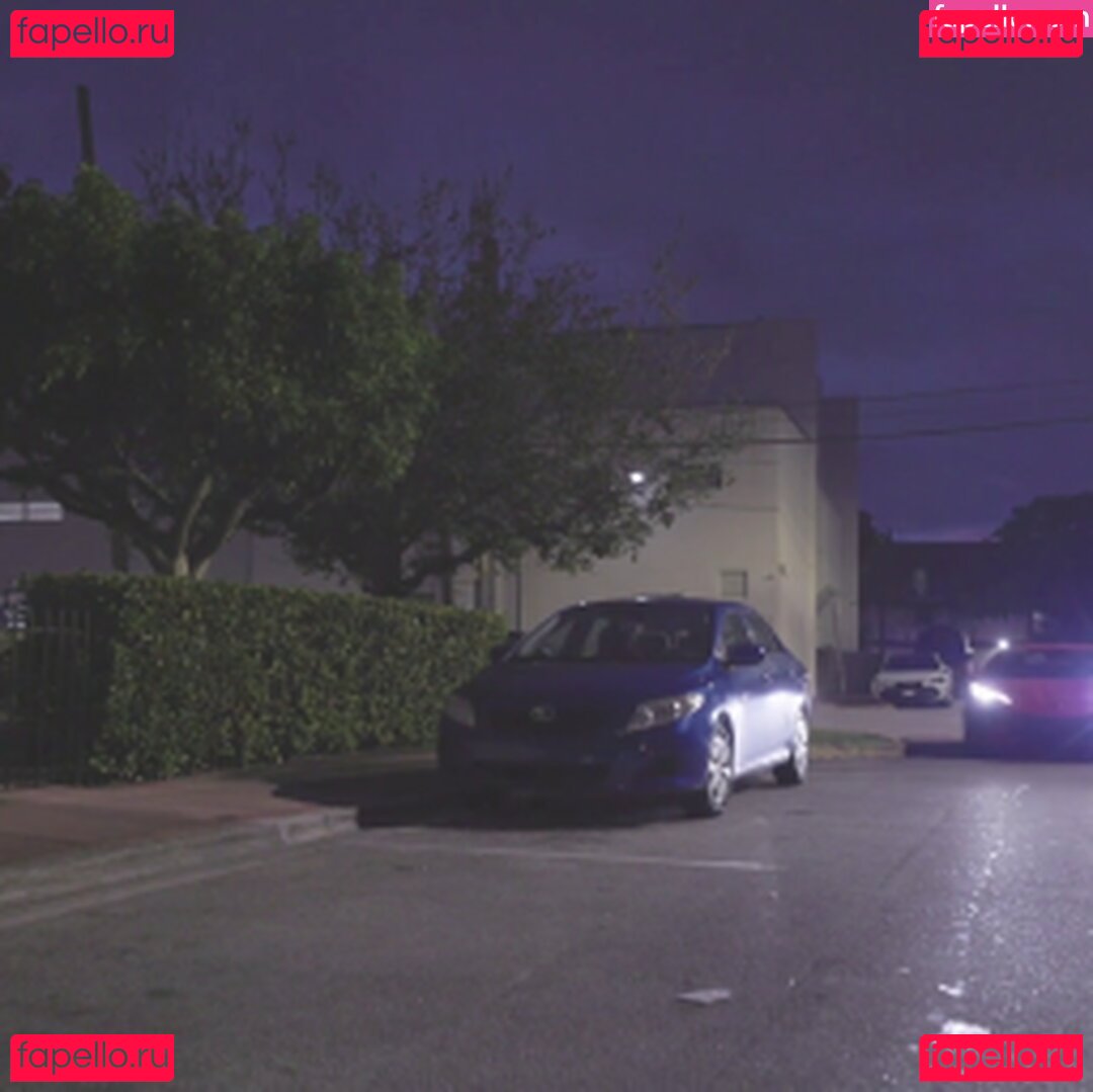 theTsSlayer Onlyfans Photo Gallery 