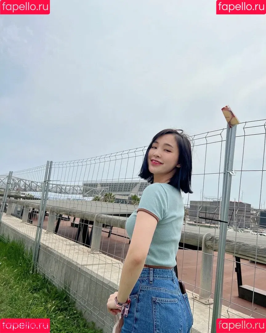 WomenK-pop Onlyfans Photo Gallery 