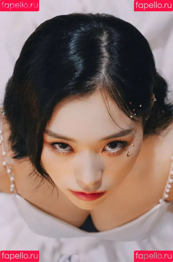 WomenK-pop Onlyfans Photo Gallery 