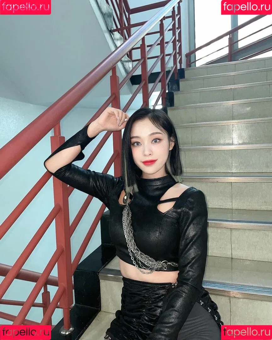 WomenK-pop Onlyfans Photo Gallery 