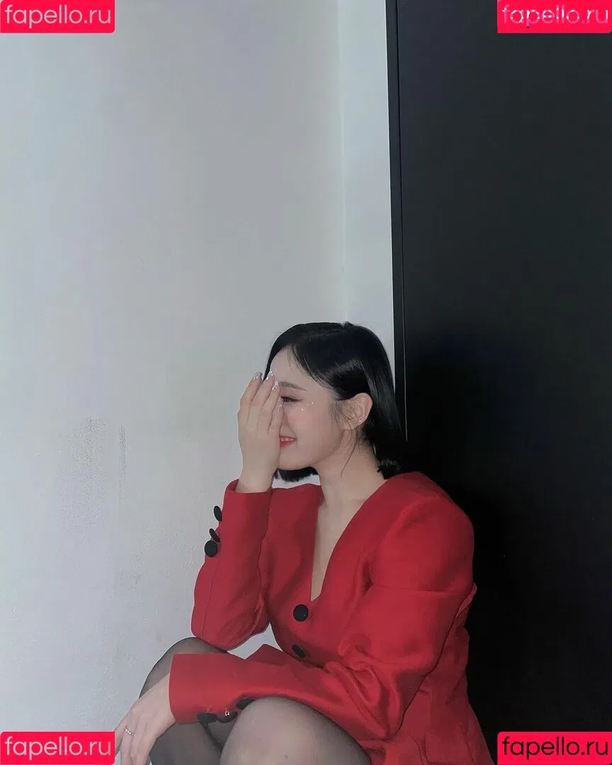 WomenK-pop Onlyfans Photo Gallery 