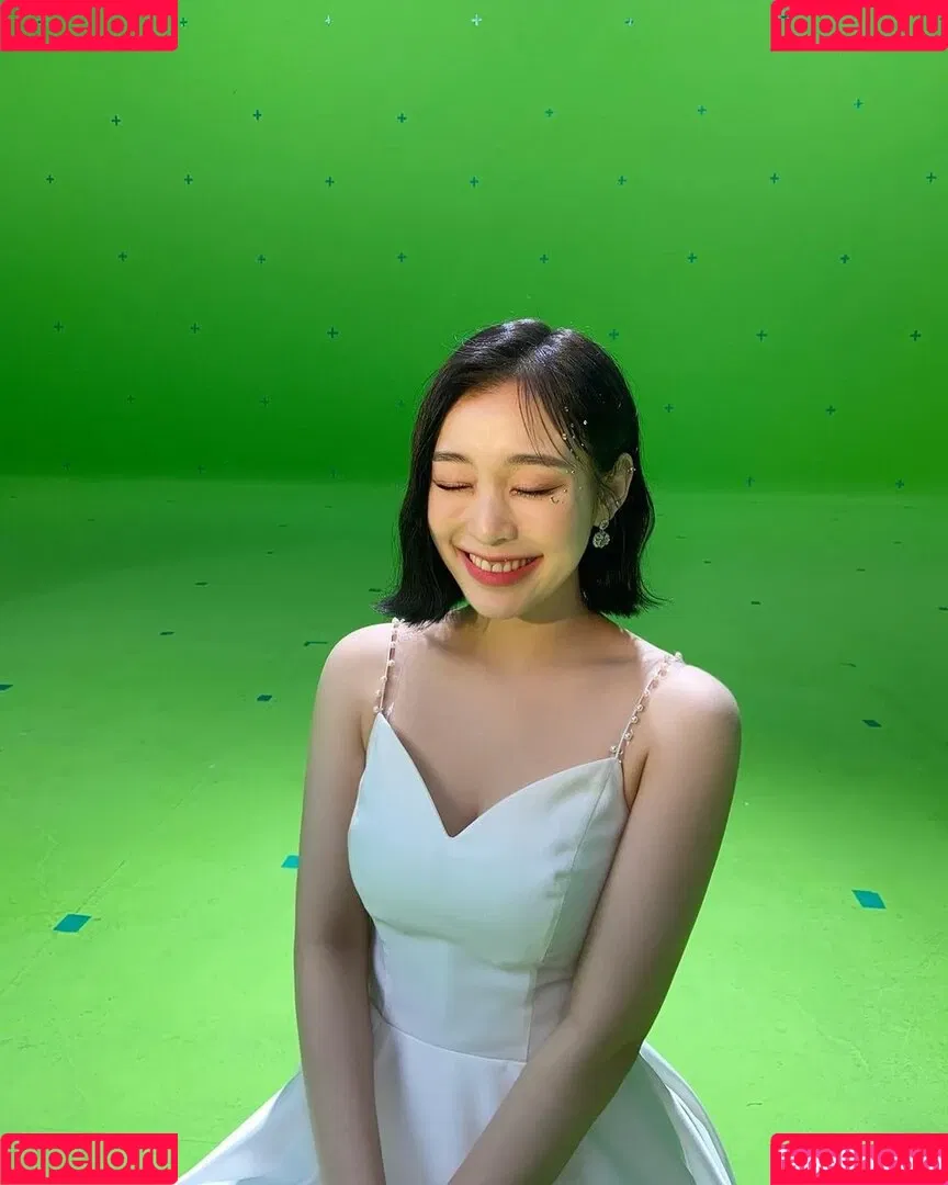 WomenK-pop Onlyfans Photo Gallery 