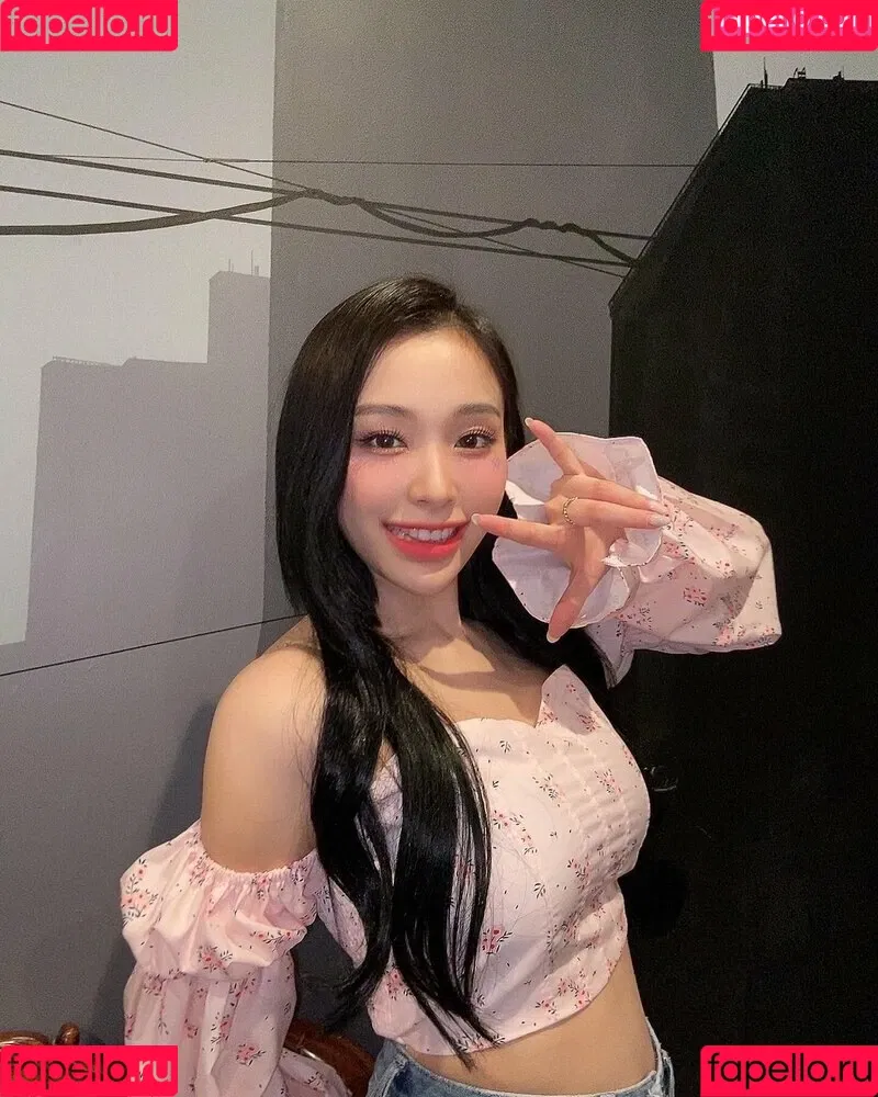 WomenK-pop Onlyfans Photo Gallery 