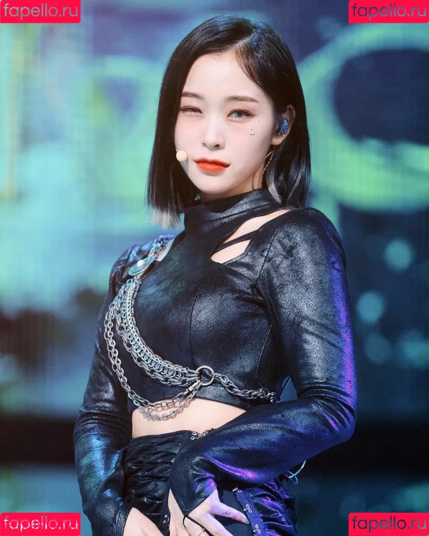 WomenK-pop Onlyfans Photo Gallery 