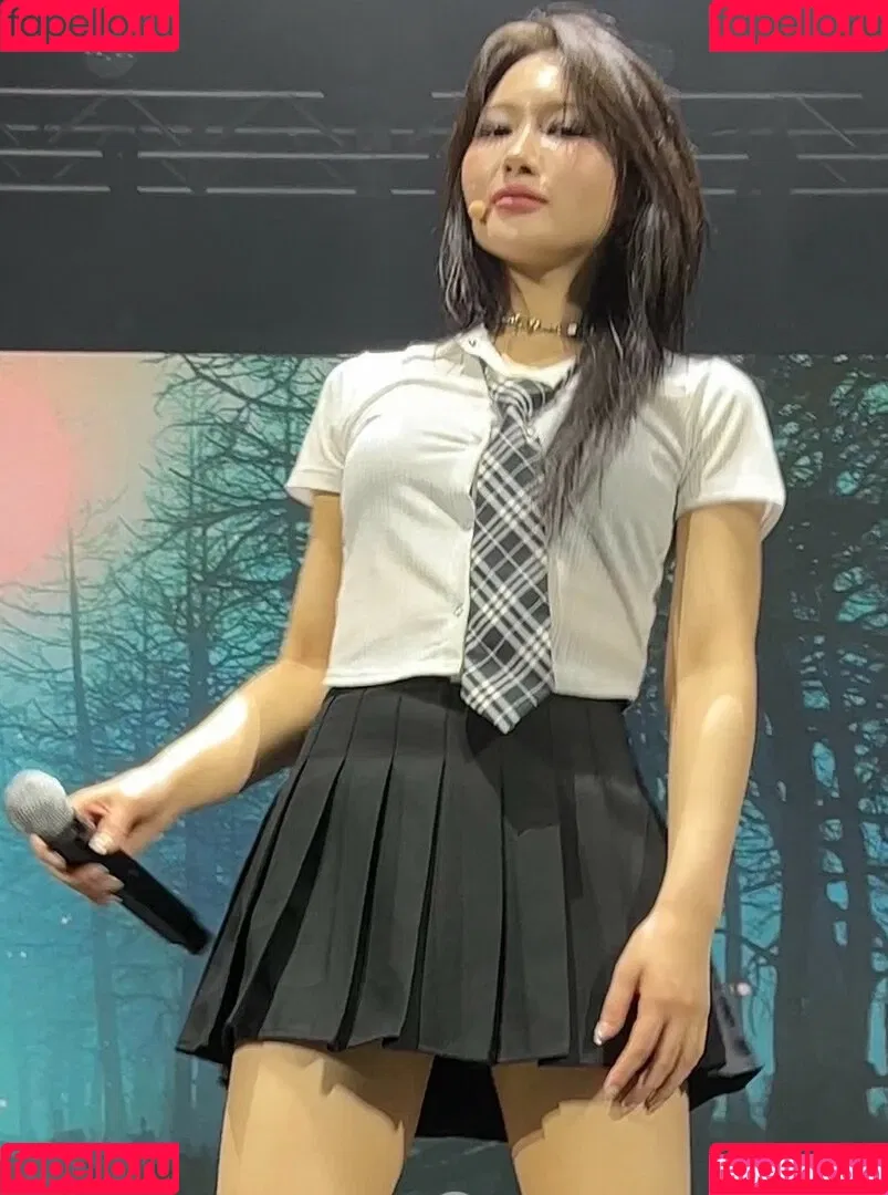 WomenK-pop Onlyfans Photo Gallery 