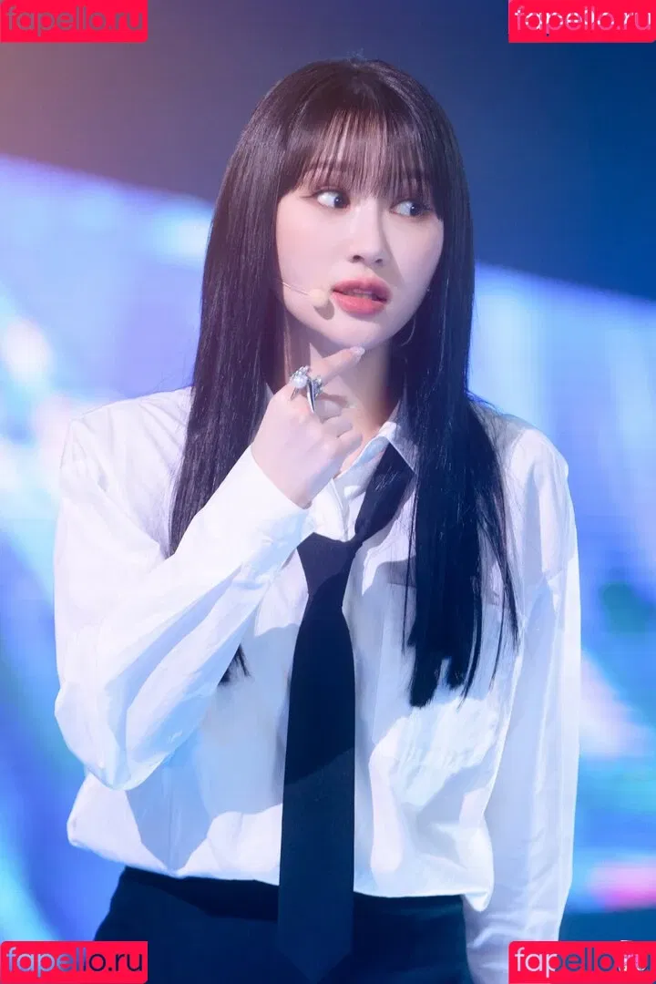 WomenK-pop Onlyfans Photo Gallery 