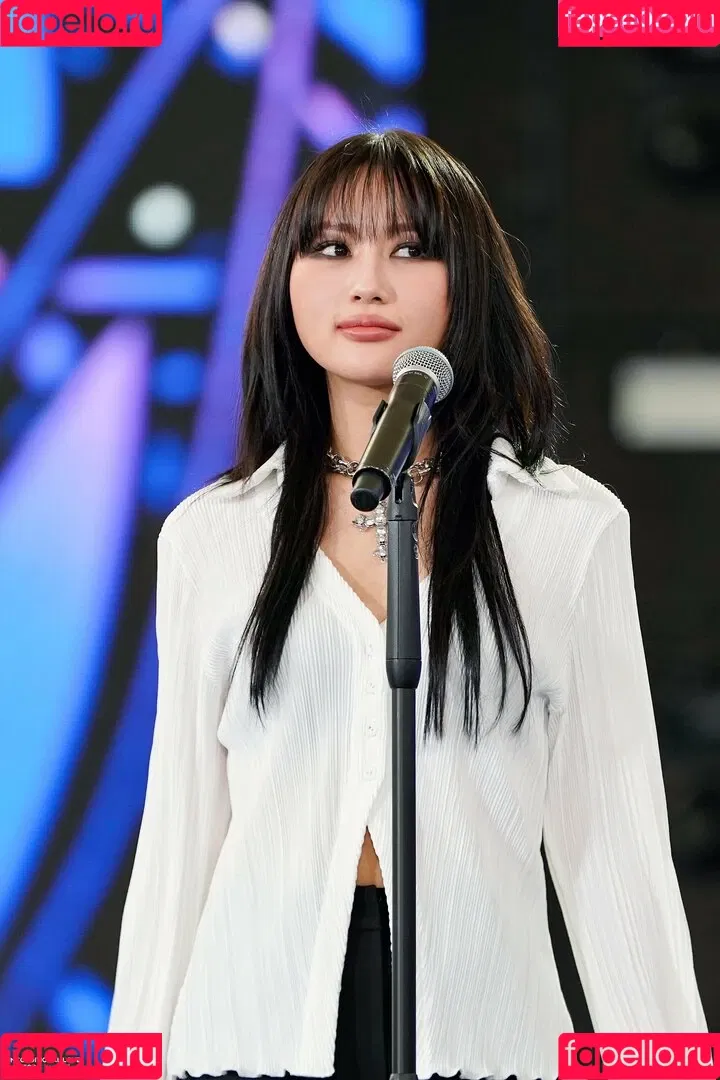 WomenK-pop Onlyfans Photo Gallery 