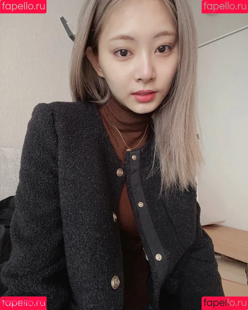 WomenK-pop Onlyfans Photo Gallery 