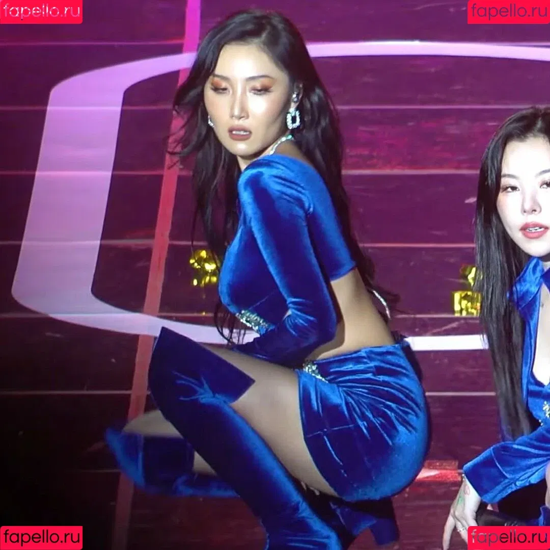 WomenK-pop Onlyfans Photo Gallery 