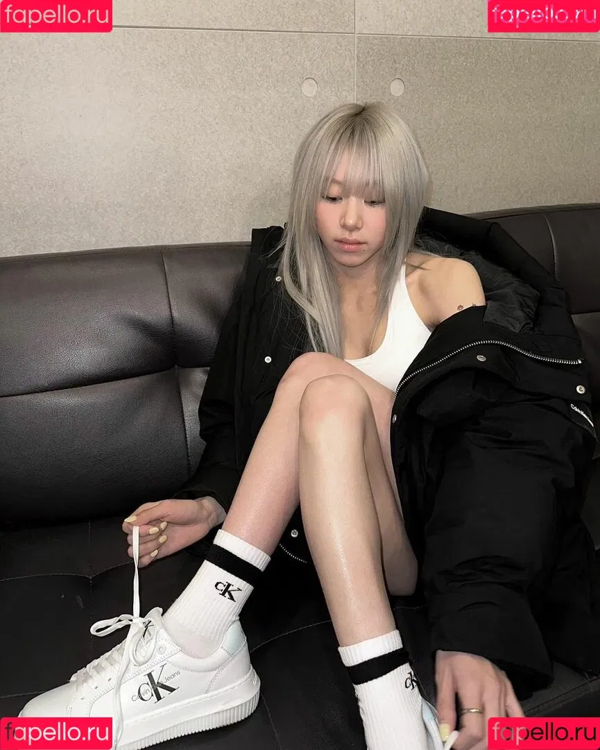 WomenK-pop Onlyfans Photo Gallery 