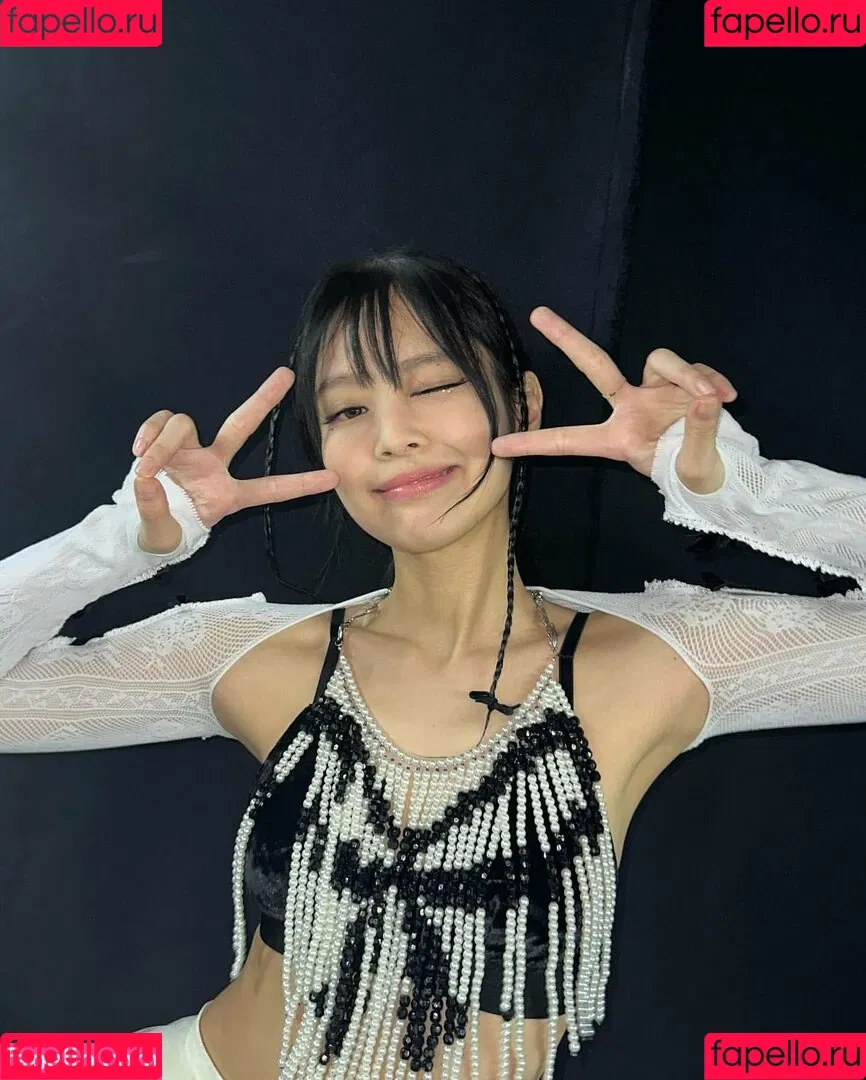 WomenK-pop Onlyfans Photo Gallery 