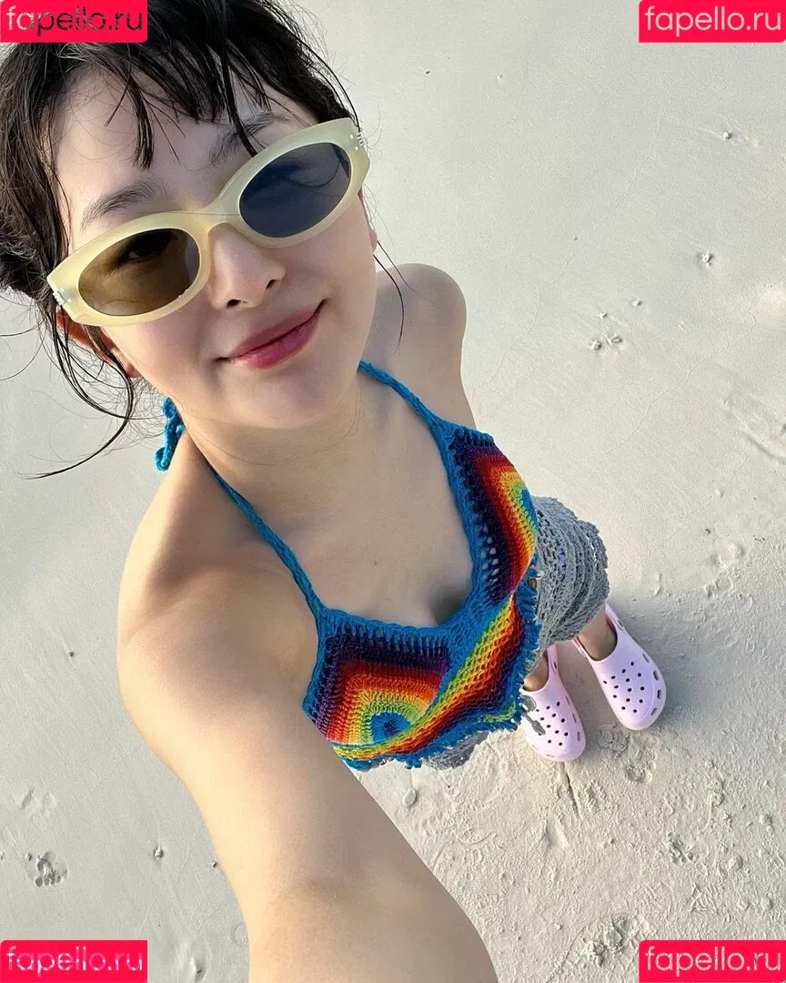 WomenK-pop Onlyfans Photo Gallery 