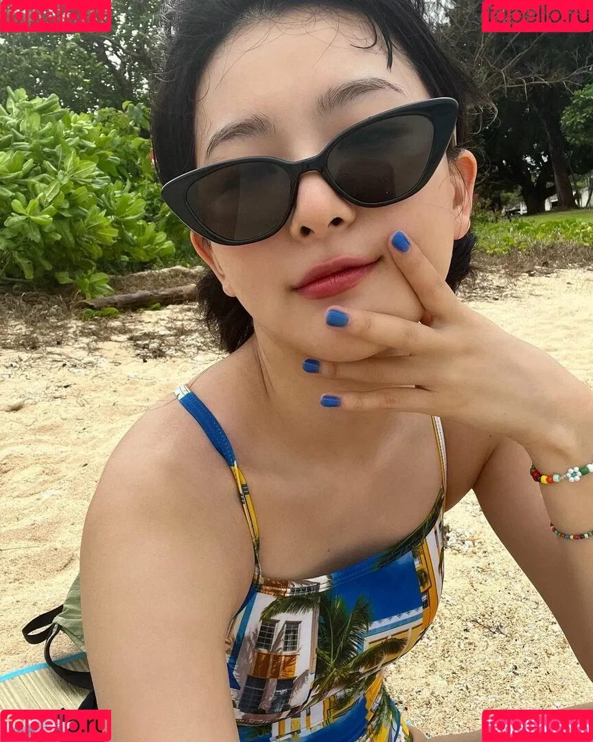WomenK-pop Onlyfans Photo Gallery 