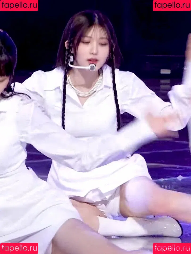 WomenK-pop Onlyfans Photo Gallery 