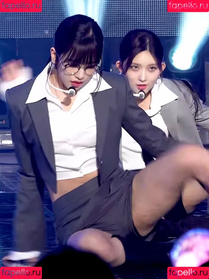 WomenK-pop Onlyfans Photo Gallery 