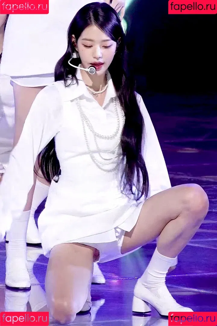 WomenK-pop Onlyfans Photo Gallery 